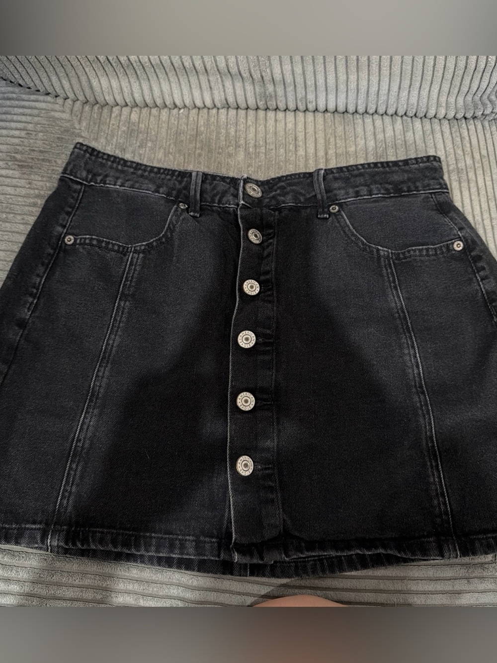 American Eagle black denim skirt